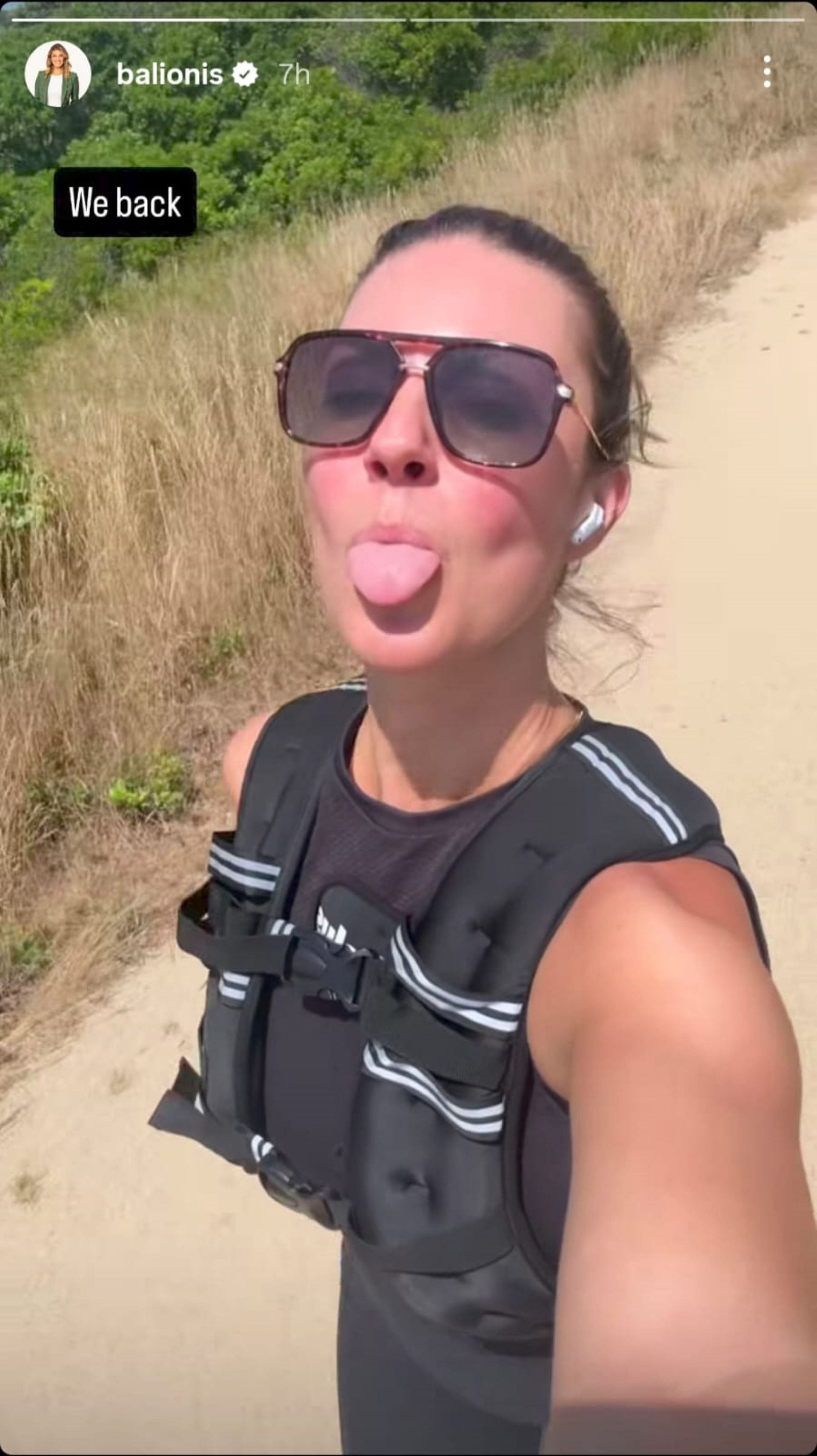 Screenshot of Amanda Balionis’ Instagram story as she shares a fun moment from her weighted vest walk (via @ balionis)